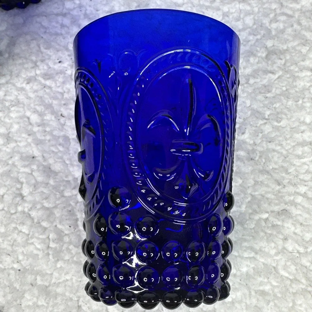Vintage them everyday blue
